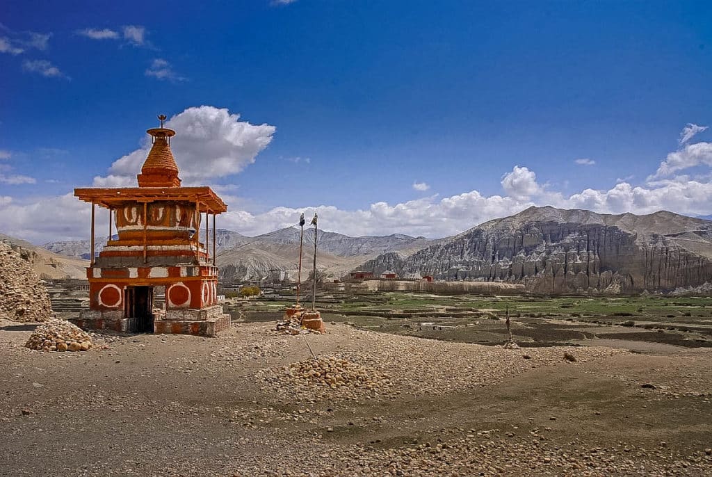 Damodar Kunda Helicopter Tour